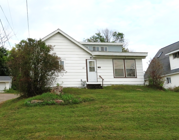 110 Pearl St W, Rhinelander, WI 54501 - #1