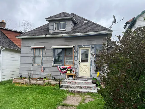 714 7th Ave N, Iron River, MI 49935