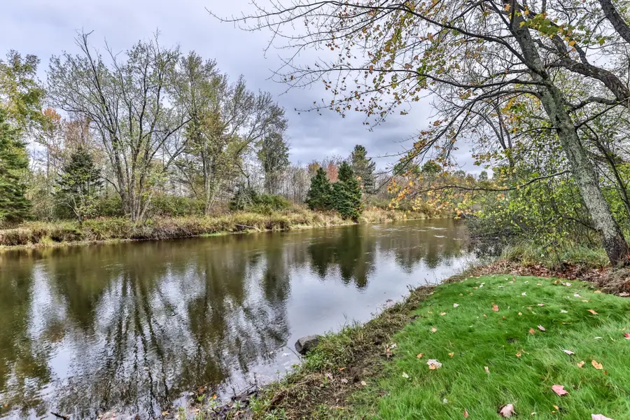 11012 Koffke Dr, Hazelhurst, WI 54531 - Image #3