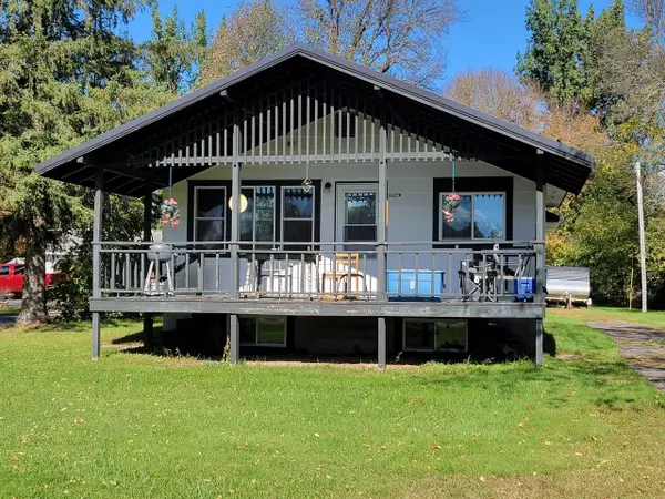 6620W Marion St, Winter, WI 54896