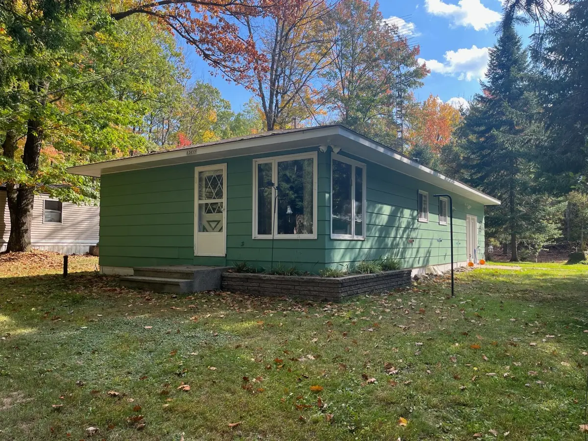 13655 Waubee Lake Dr, Lakewood, WI 54138 - #1