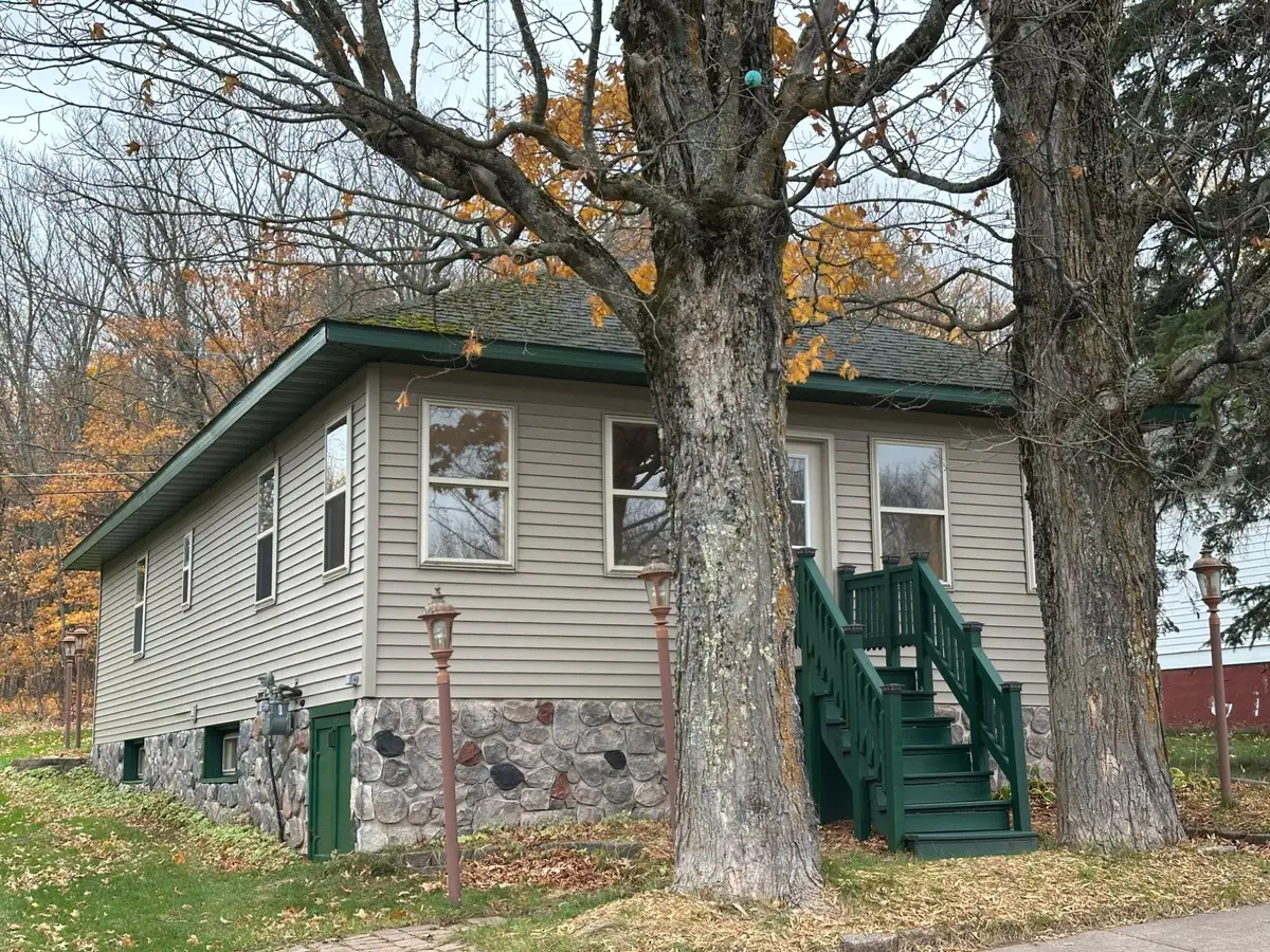 10356 Sunset View St, Bessemer, MI 49911 - Image #1