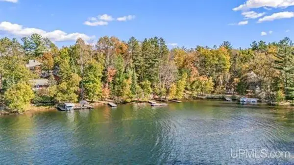 4829 Carpenter Rd, Florence, WI 54121