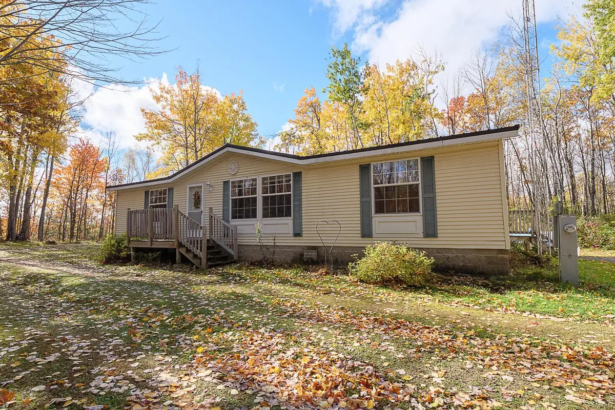 16975 Rolling Hills Ln, Lakewood, WI 54138 - Image #1