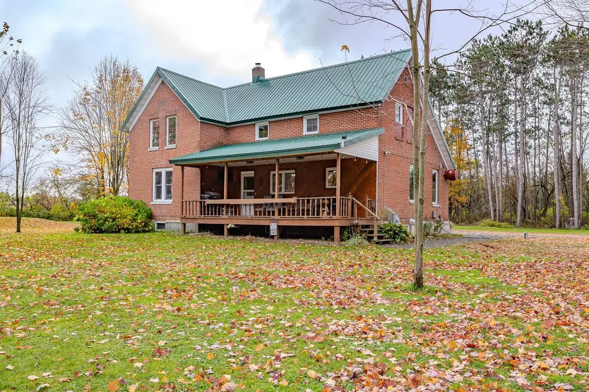 134609 Rainbow Dr, Athens, WI 54411 - #1