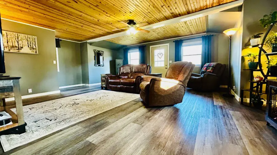 1112 Oneida Ave S, Rhinelander, WI 54501 - Image #3