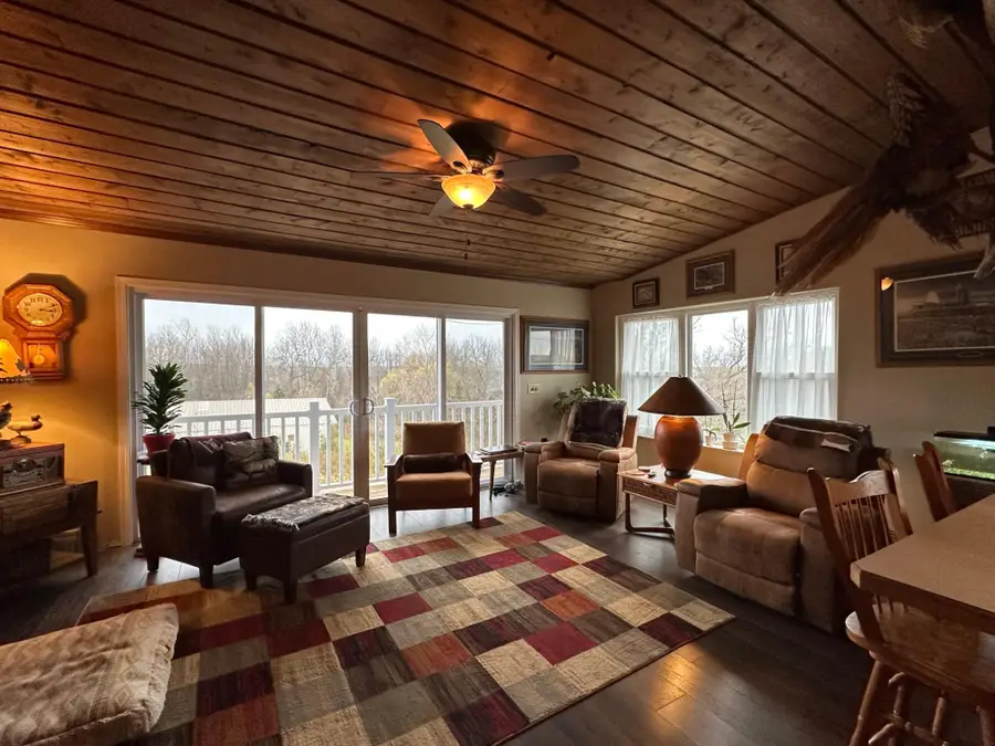 526 Bundy St, Ironwood, MI 49938 - #3