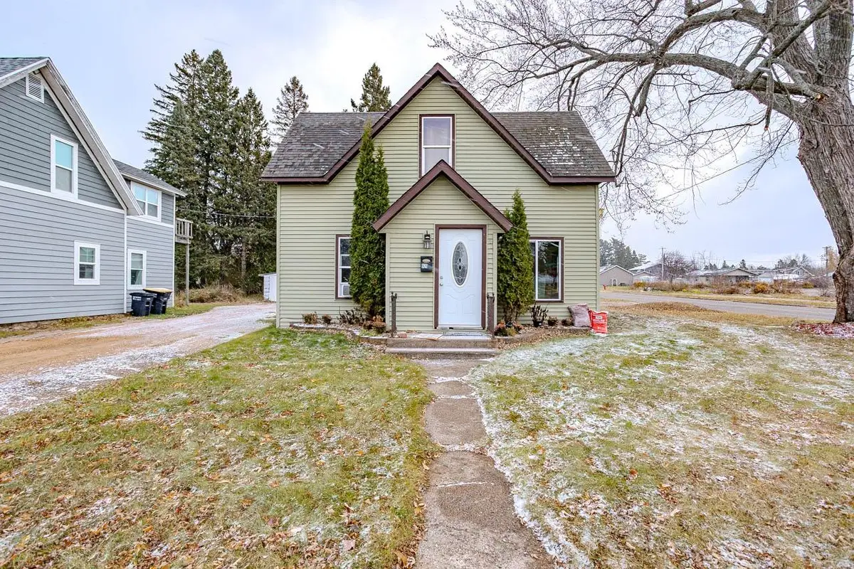 921 Keenan St S, Rhinelander, WI 54501 - Image #1