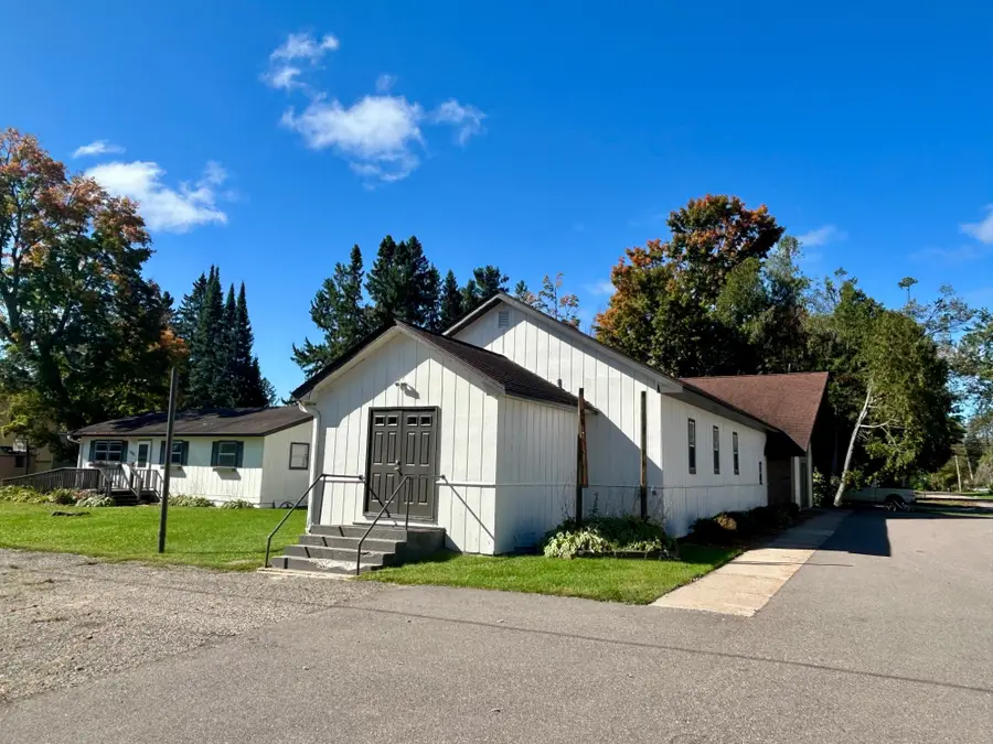 202 Hazeldell Ave S, Crandon, WI 54520 - Image #2