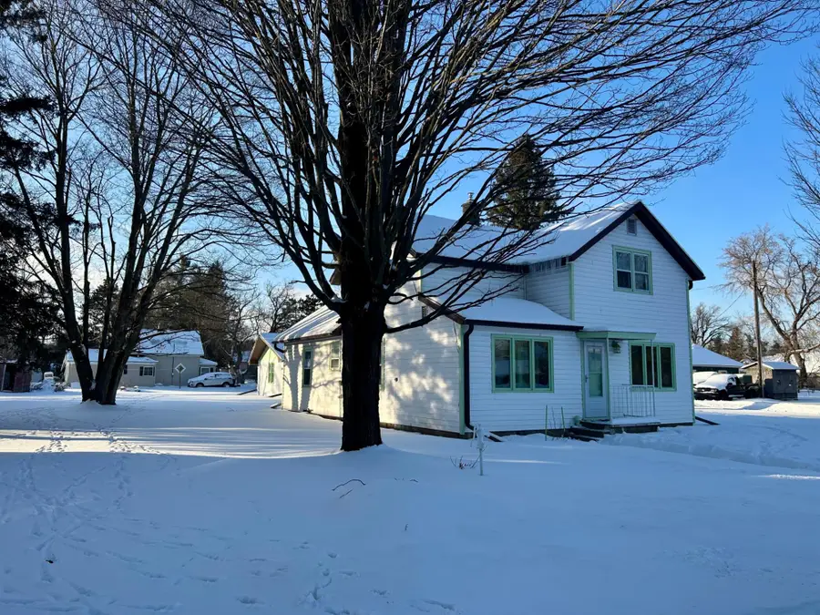 505 Hazeldell Ave N, Crandon, WI 54520 - Image #3