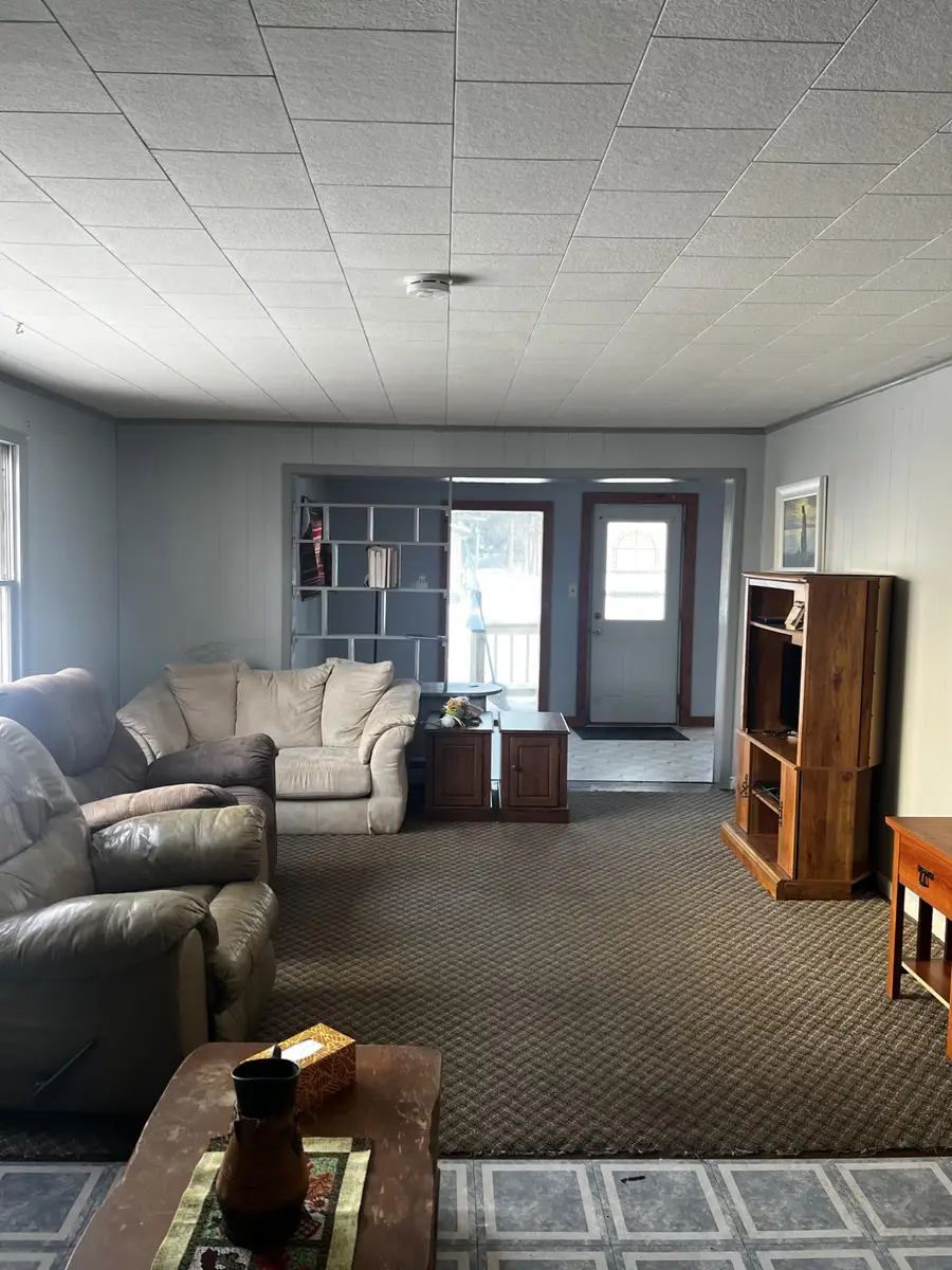 647 Lake St, White Lake, WI 54491 - Image #2