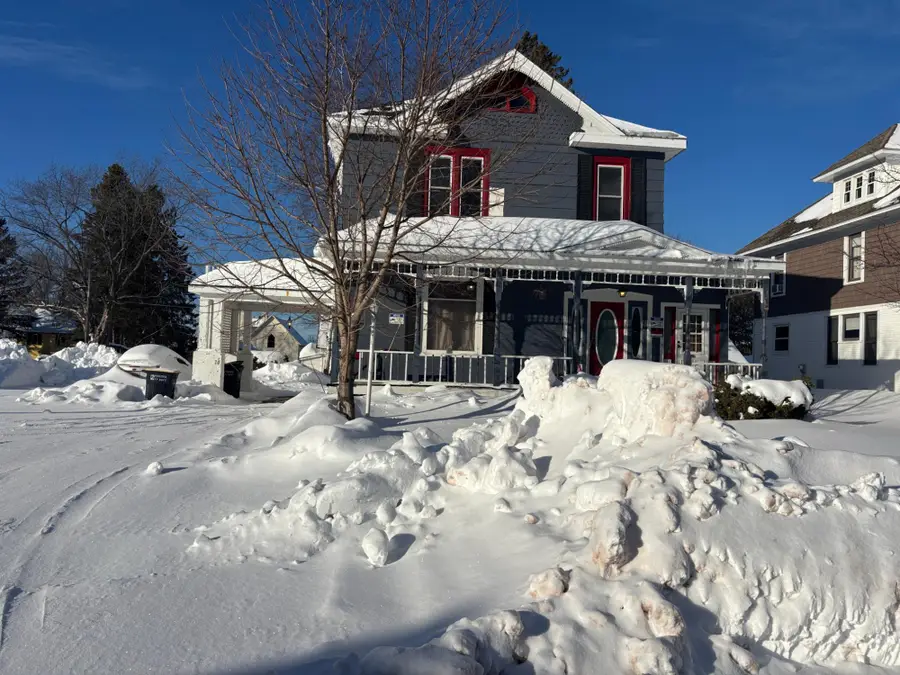 217 S Mansfield St, Ironwood, MI 49938 - Image #2