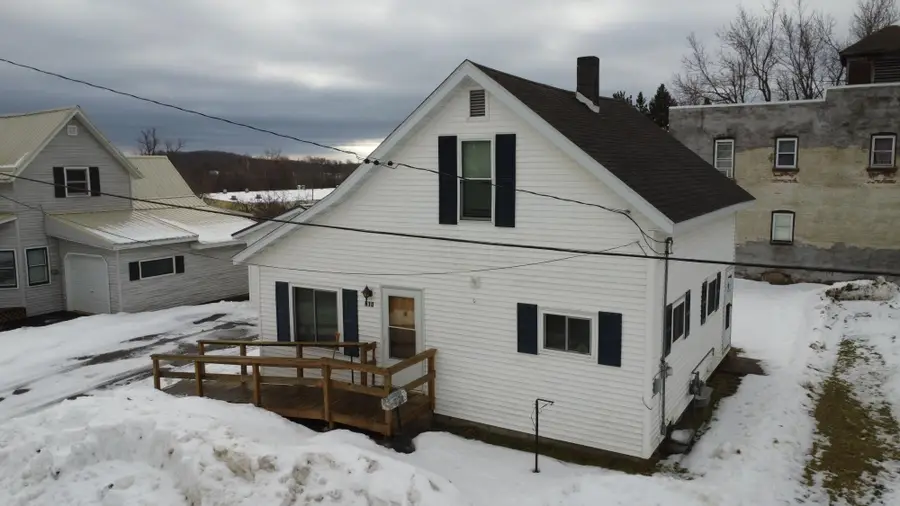 610 Flint Ave, Mattoon, WI 54450 - Image #2