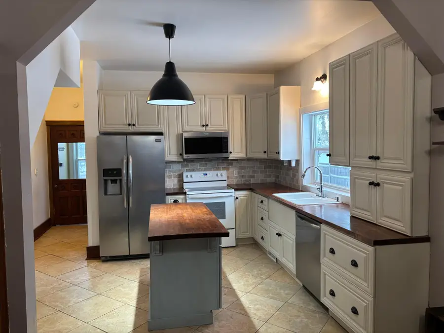 402 Prospect St N, Merrill, WI 54452 - #3