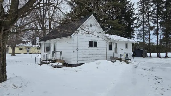 324 Center St, Antigo, WI 54409
