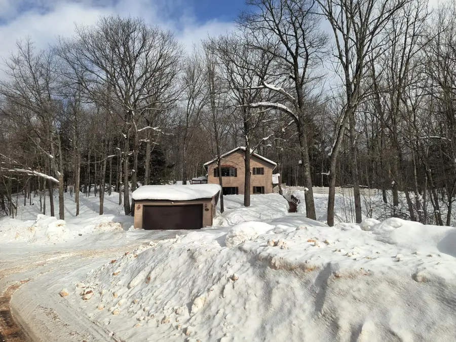 217 Indianhead Rd, Wakefield, MI 49968 - #3