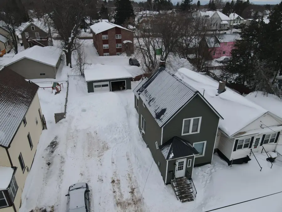 611 Sutherland St, Ironwood, MI 49938 - #3