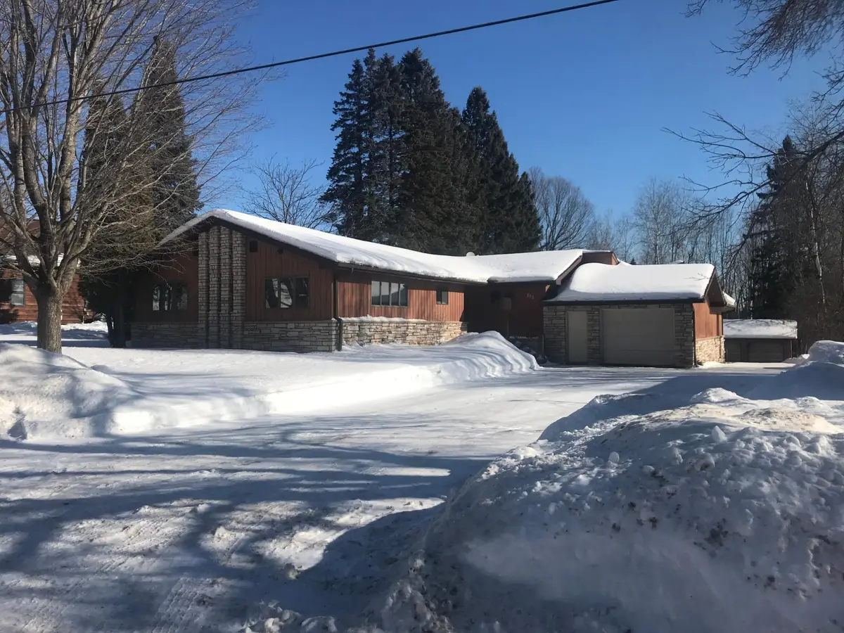 895 7th Ave, Park Falls, WI 54552 - #1