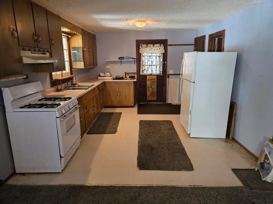 2372 Strong Rd, Phelps, WI 54554 - #2