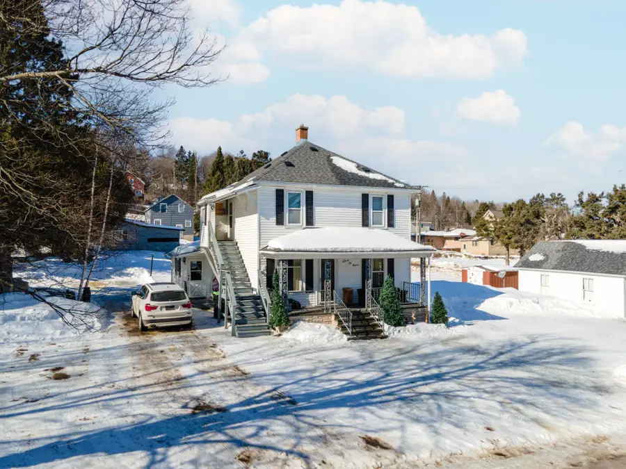 209 Railroad St W, Caspian, MI 49915 - #3