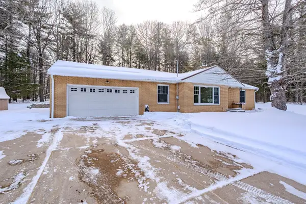 N9906 Kings Rd, Tomahawk, WI 54487