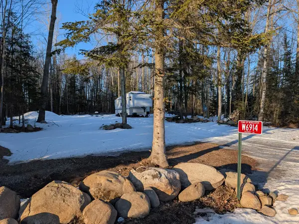 W6914 Sunset Ln, Phillips, WI 54555