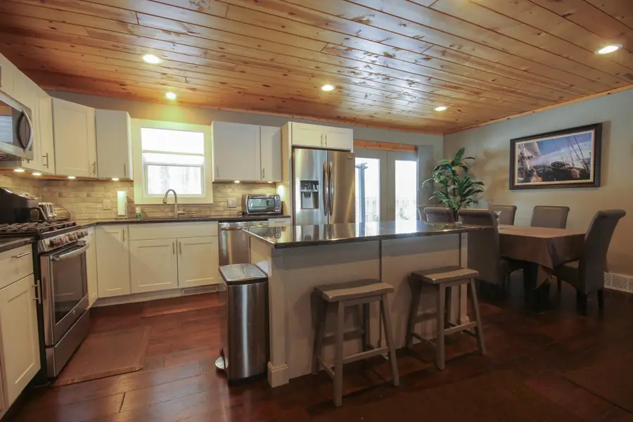 1532 Sandstone Cr, Eagle River, WI 54521 - #3