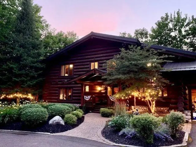 8780N Tapawingo Dr, Oma, WI 54547 - #1