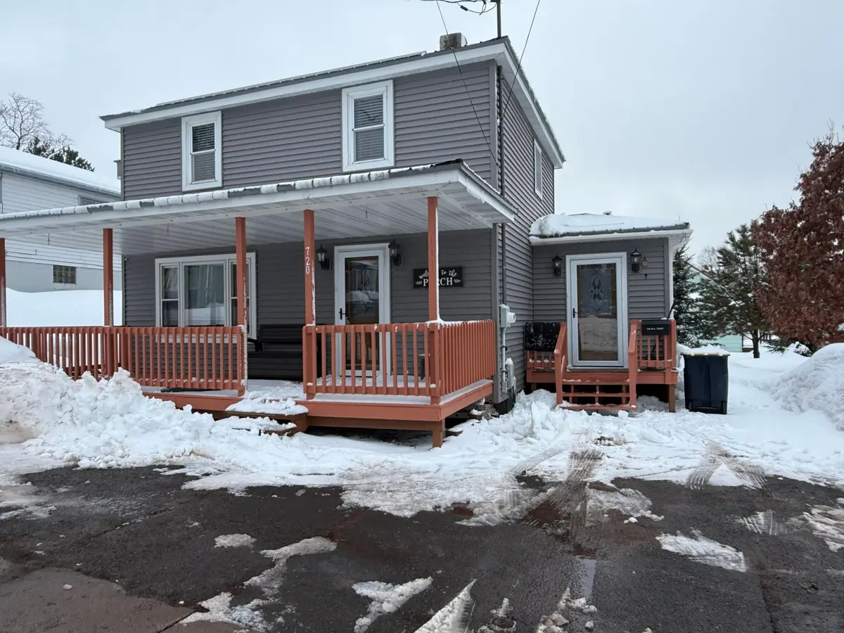 720 Hill St, Ironwood, MI 49938 - #1