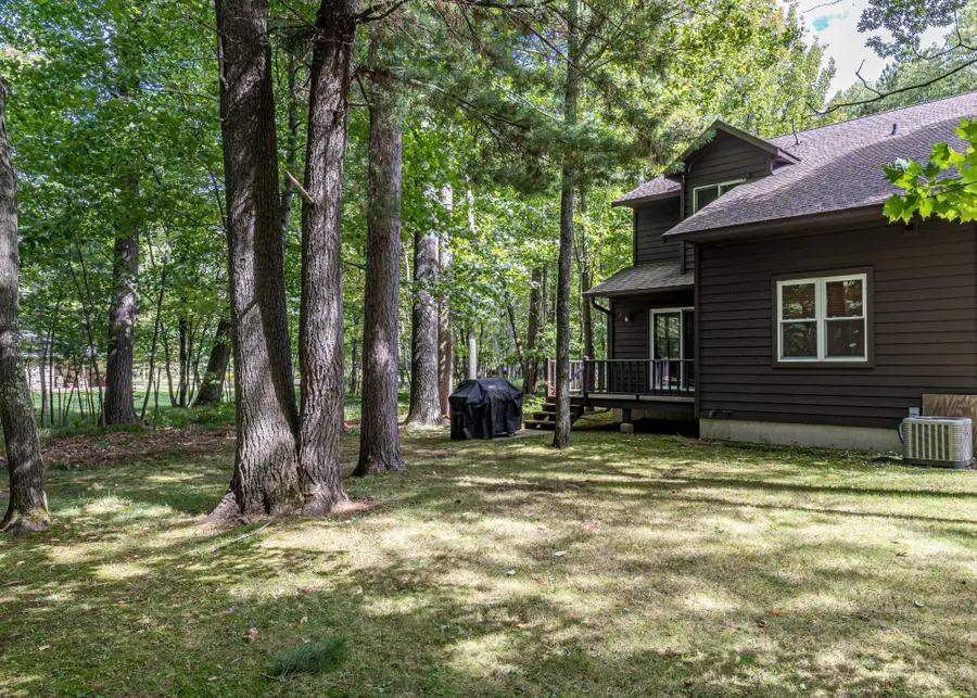 8593 Dr Pink Dr, Minocqua, WI 54548 - #2