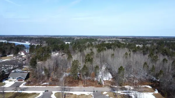 1616 Pine View Ln, Tomahawk, WI 54487