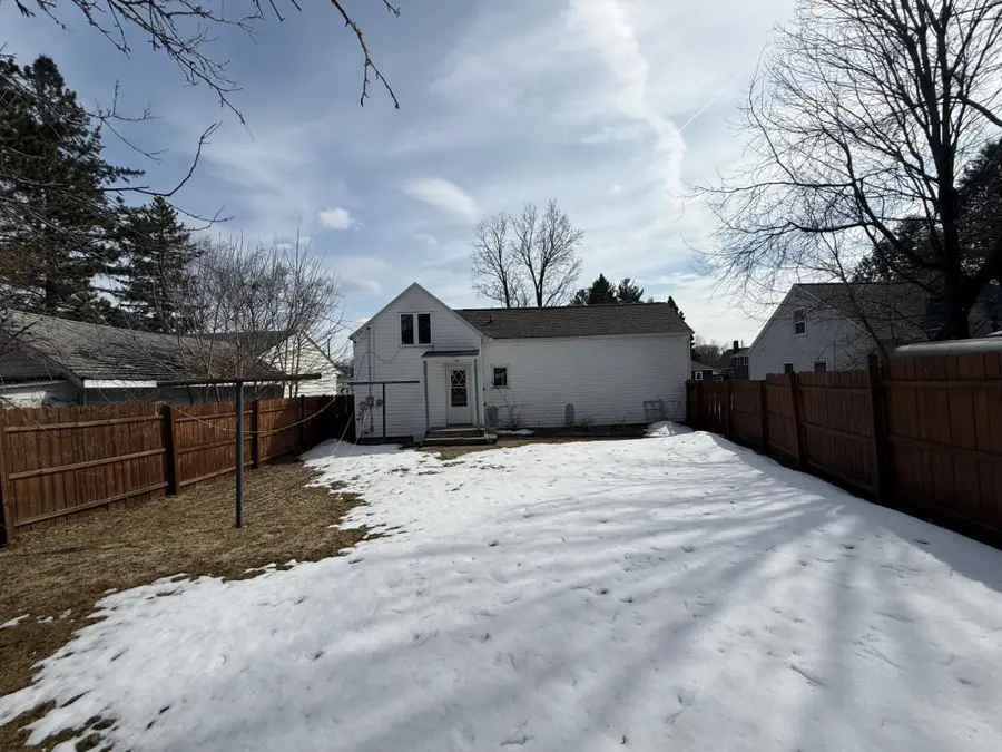 715 Stevens St N, Rhinelander, WI 54501 - #2