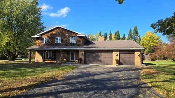 812 Eastview Dr, Antigo, WI 54409