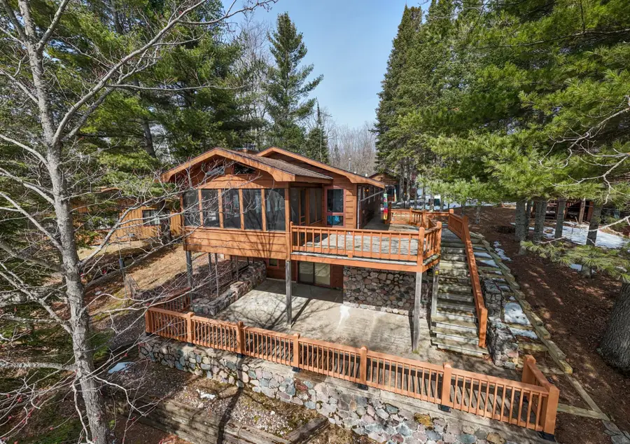 7329 Dolhun Dr, Lake Tomahawk, WI 54539 - #2