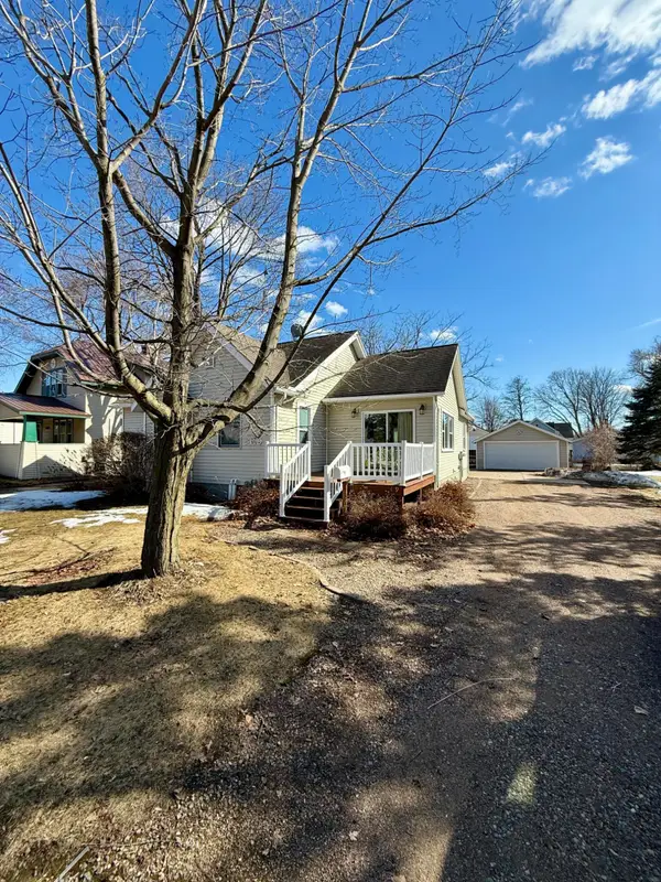 419 5th Ave, Antigo, WI 54409