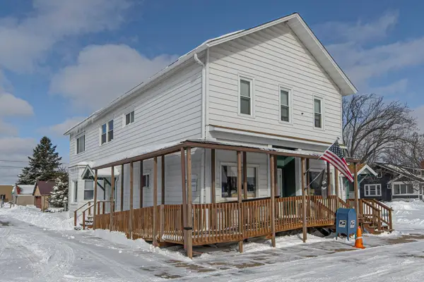 N11262 Dorr St, Elcho, WI 54428