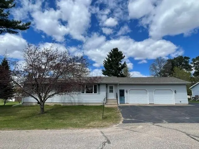 912 Duchac St, Antigo, WI 54409 - #2