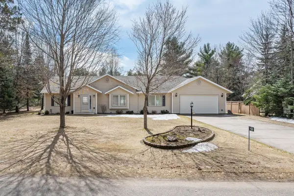 8601 Oak Park Cr, Minocqua, WI 54548