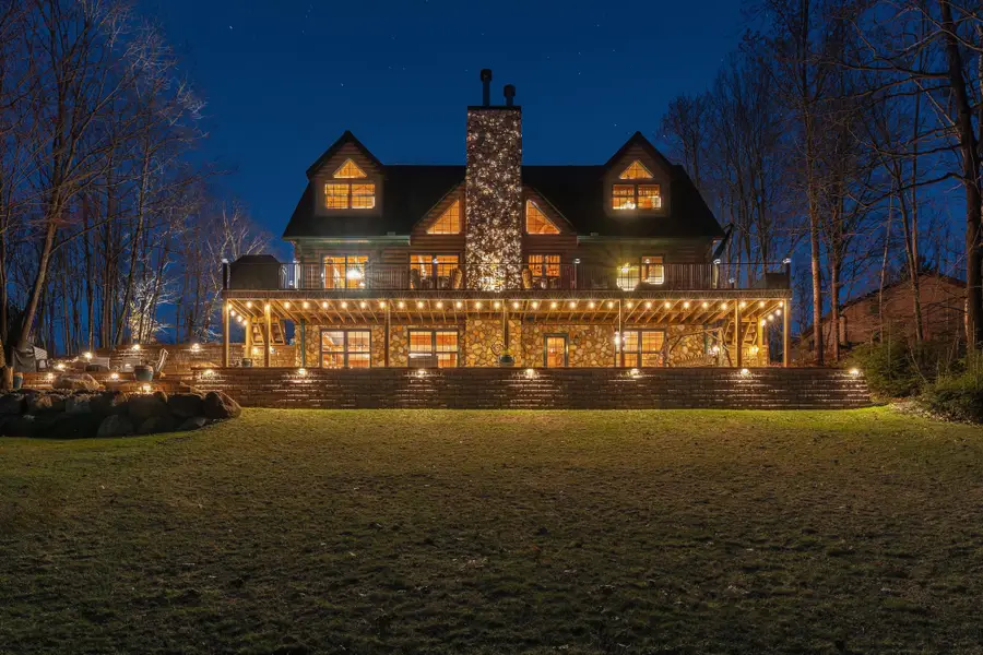 4755 Grand View Dr, Eagle River, WI 54521 - #2