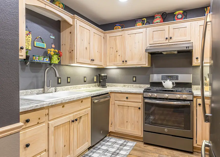 9276 Park Place Ln, Minocqua, WI 54548 - #2