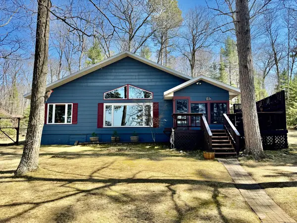 3171 Carpenter Lake Rd N, Eagle River, WI 54521