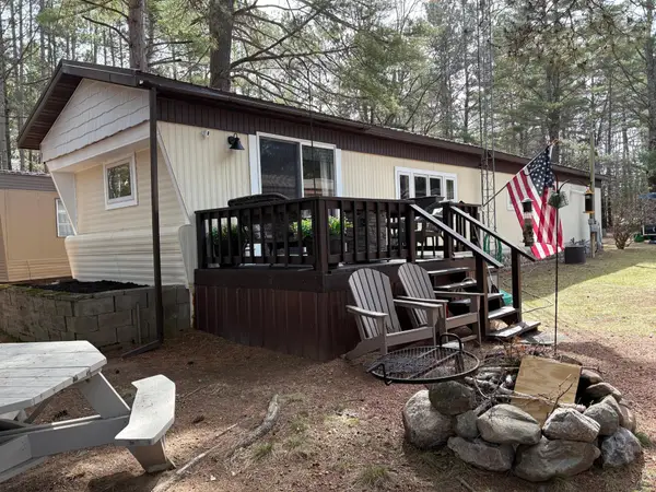 10152 Dragonfly Tr, Minocqua, WI 54548