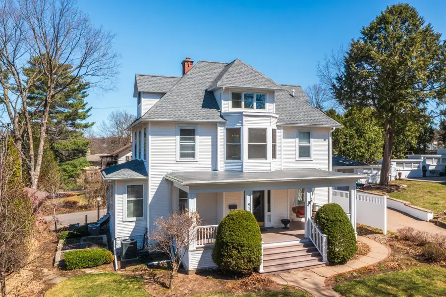 910 Fulton St, Wausau, WI 54403 - #2