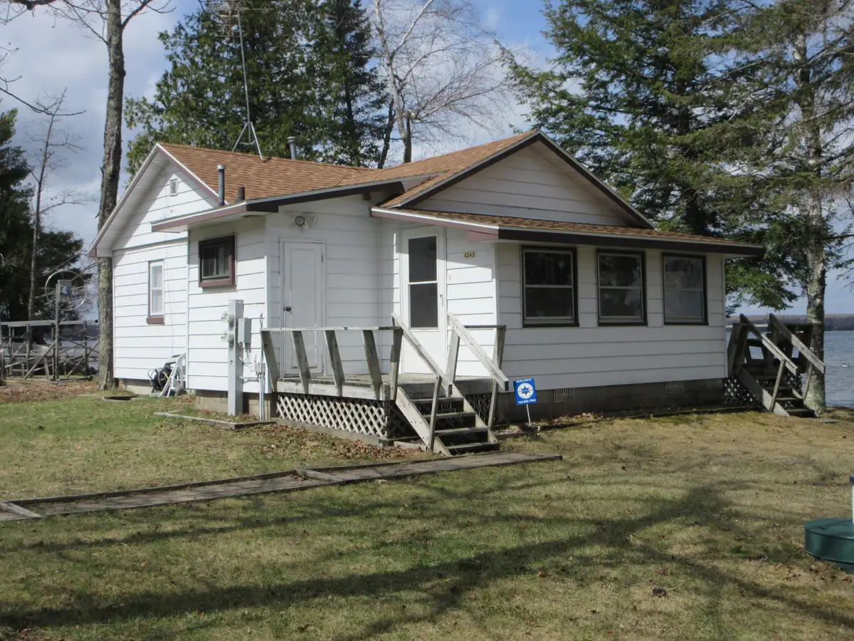 4343 Lakeview St E, Crandon, WI 54520 - #1