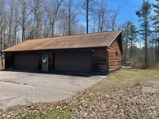 12631 Mccomb Lake Rd, Mountain, WI 54149 - #3