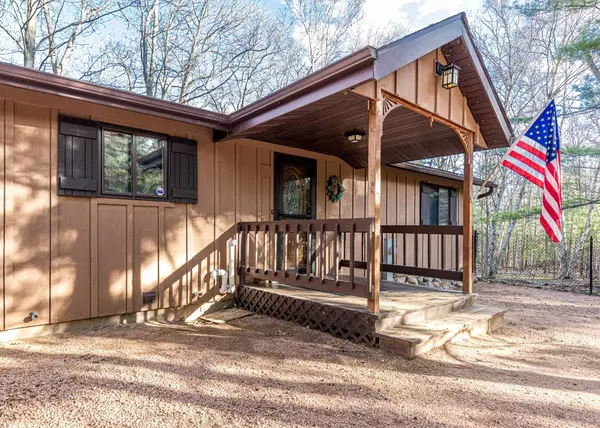 9785 Lee Lake Rd, Hazelhurst, WI 54531