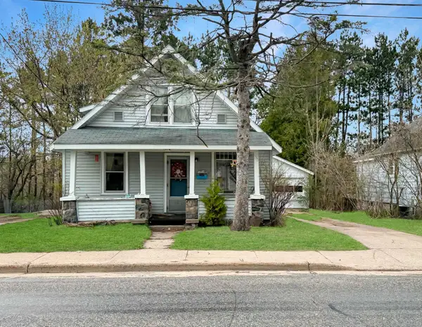 914 River St, Rhinelander, WI 54501