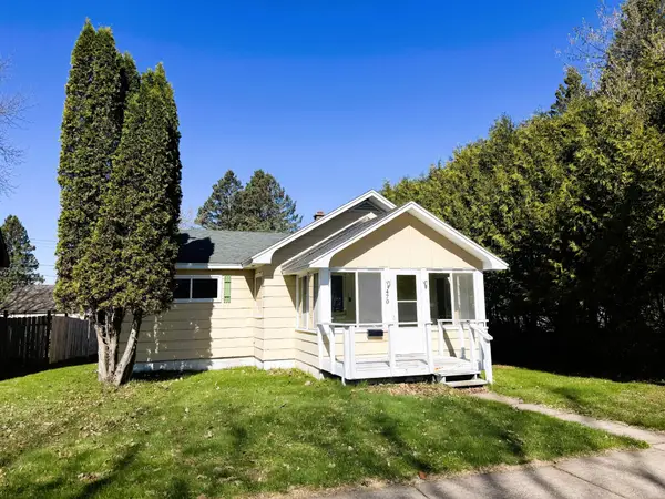 470 7th Ave, Park Falls, WI 54552