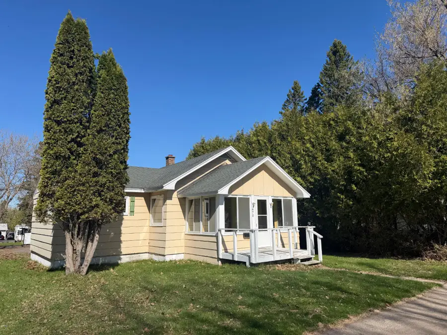 470 7th Ave, Park Falls, WI 54552 - #2