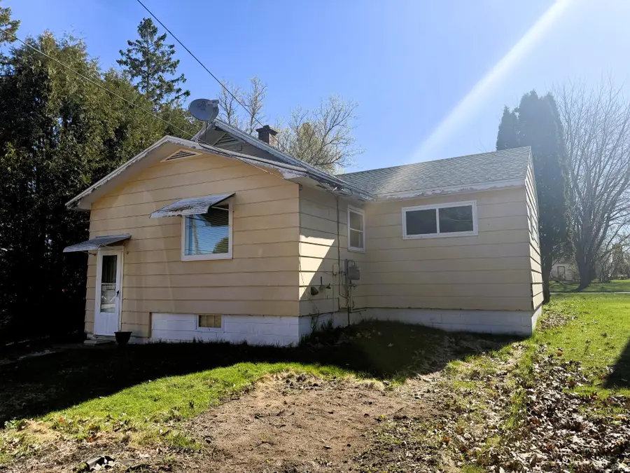470 7th Ave, Park Falls, WI 54552 - #3